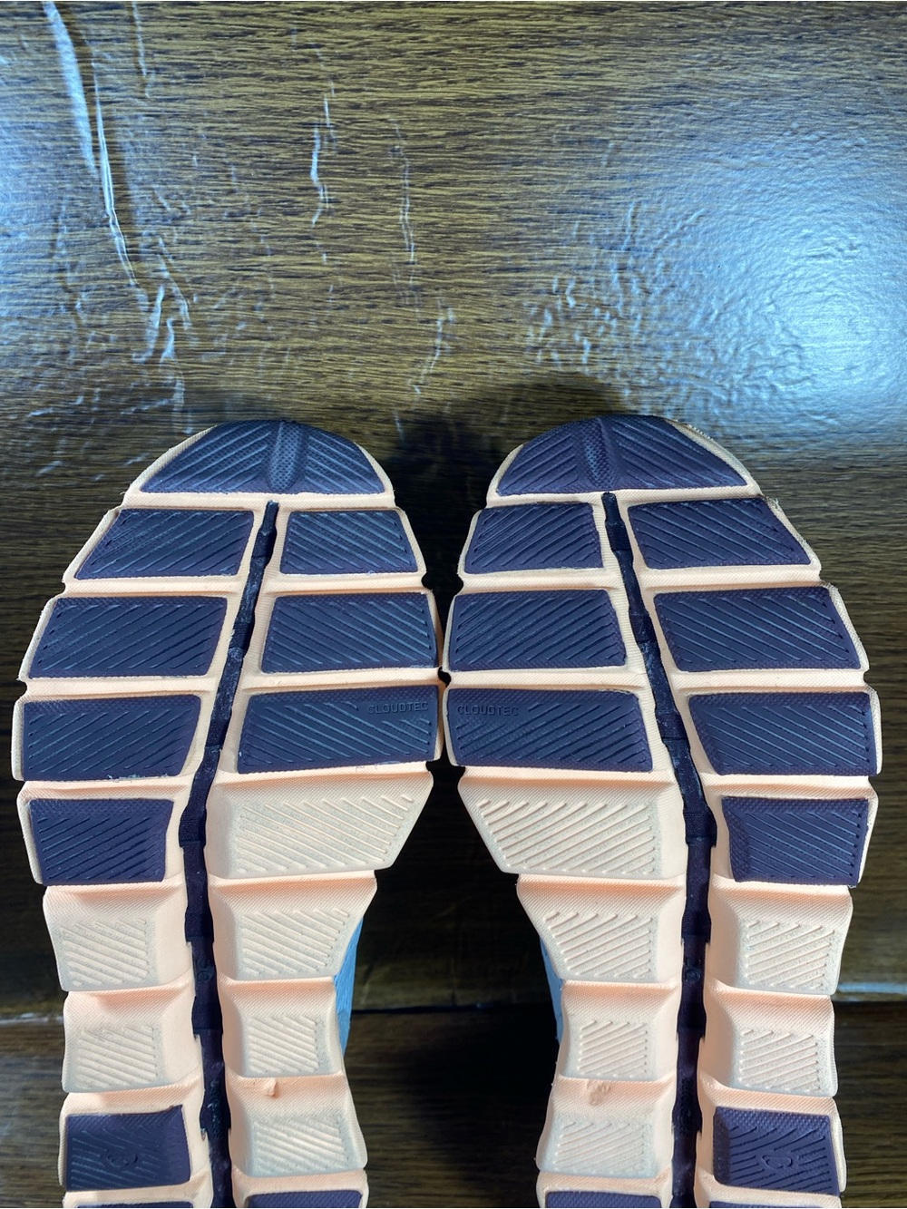 On Cloud Cloud X women’s shoe size 8.5 - Picture 13 of 14